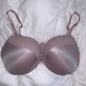 Blush Victoria’s Secret Bra